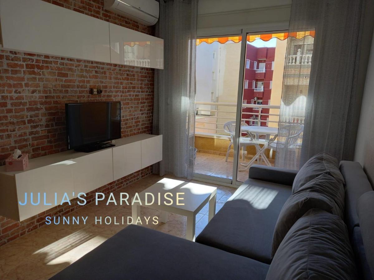 Julia'S Paradise Apartment 托雷维耶哈 外观 照片
